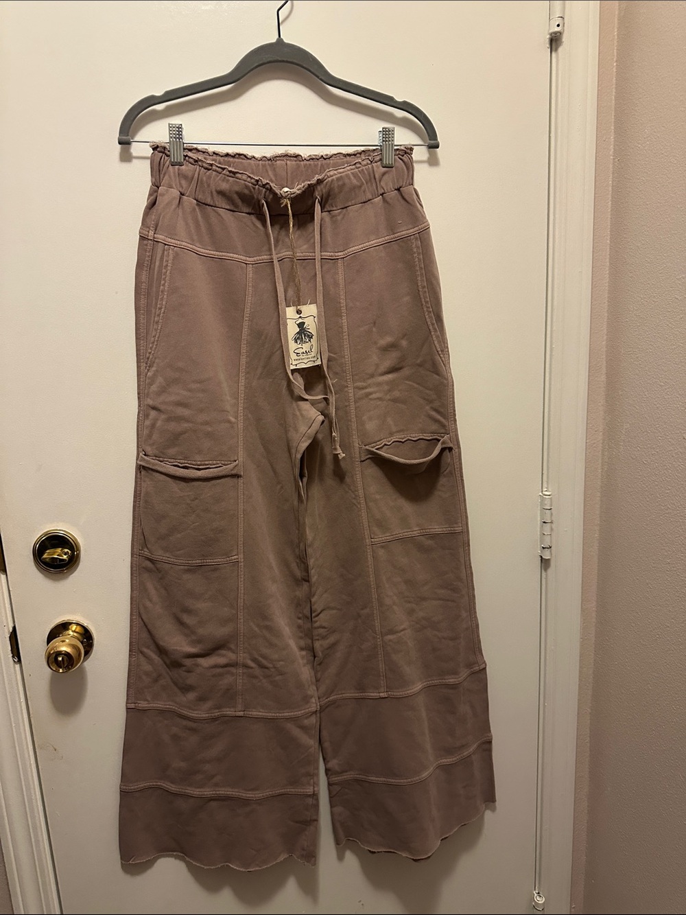 Easel Wide Leg Drawstring Cargo Pants in Dusty Mauve